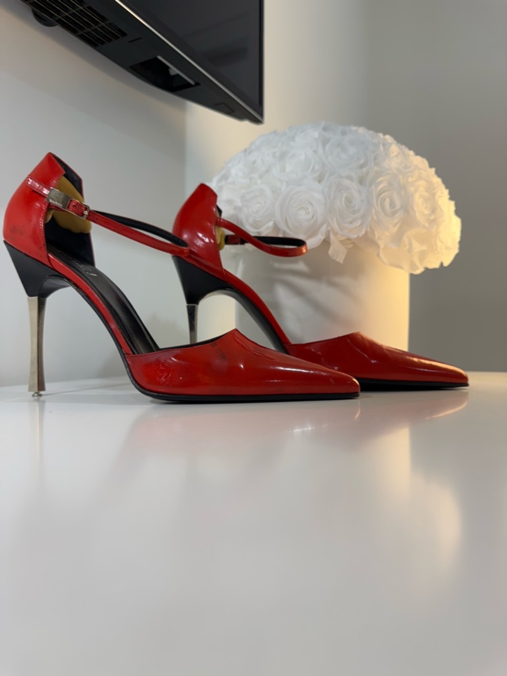 Gucci Red Patent Leather Ankle Strap Pumps | Pointed Toe Stiletto 7B